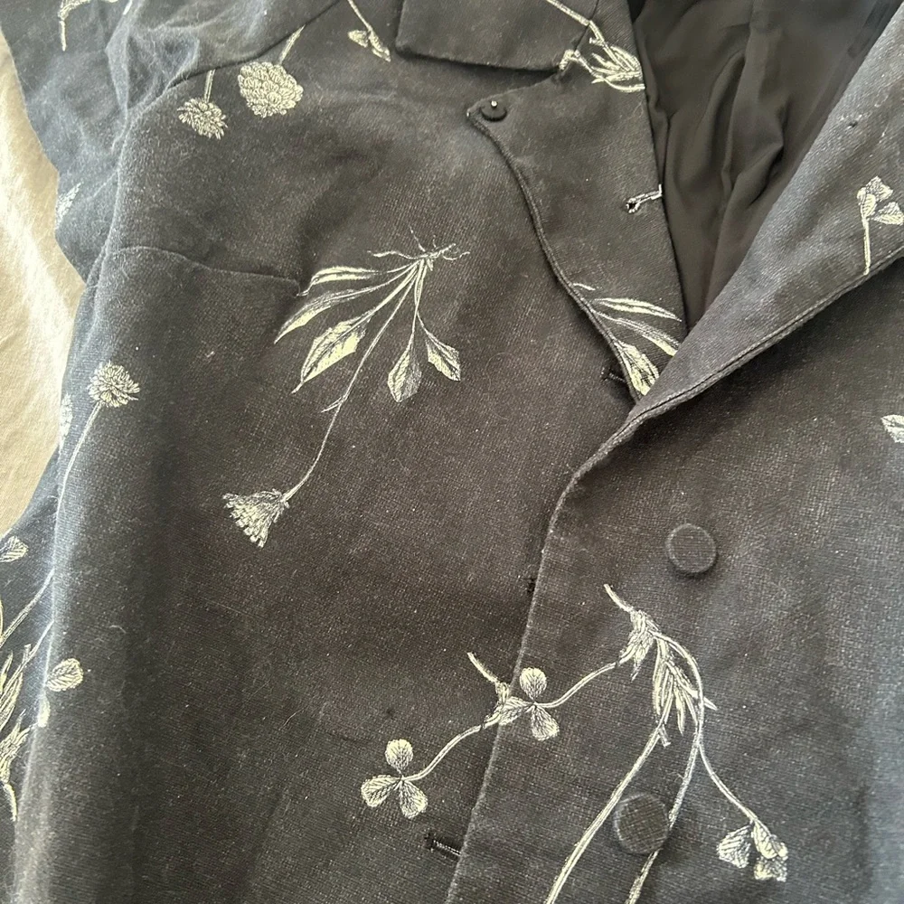 Tuckernuck Black Short-Sleeve A-Line Dress with White Floral Print - Picture 5 of 7